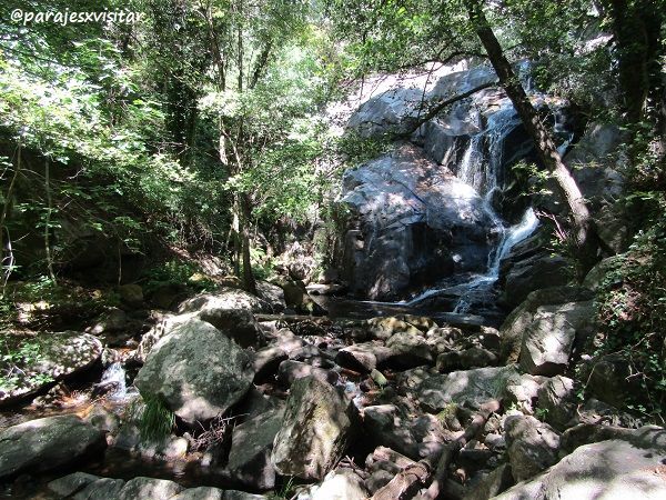 Ruta por las CASCADAS DEL VALLE DEL JERTE más impresionantes Cascada en la Garganta de las Nogaledas